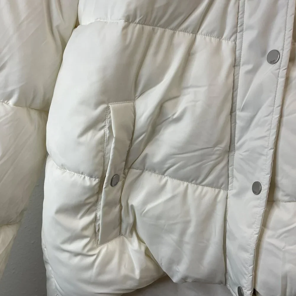 32 Degrees Heat Womens White Hooded Puffer Jacket L With Snap Closures & Pockets - Picture 5 of 11